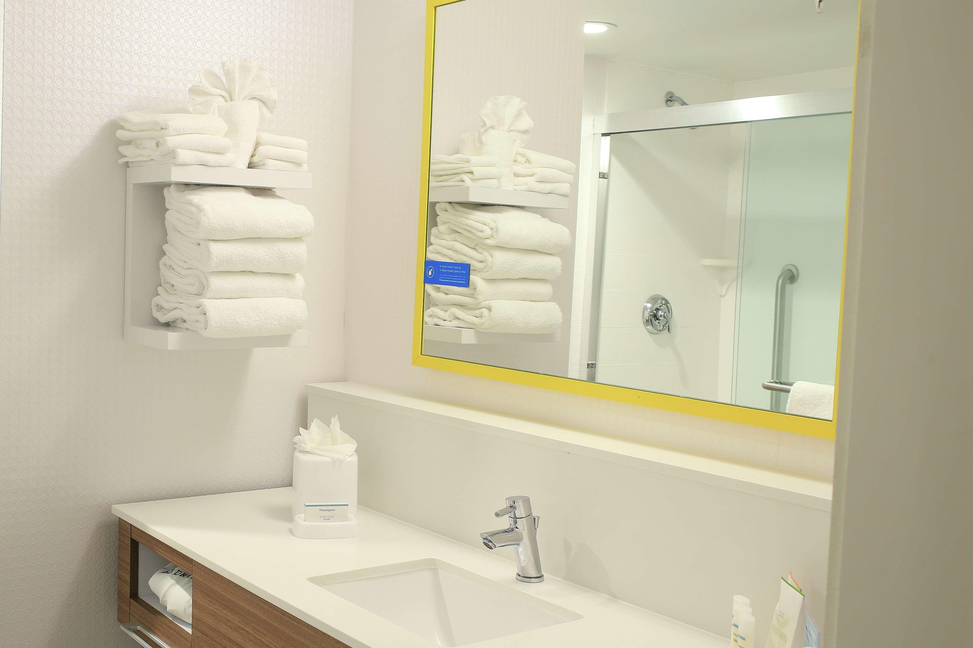 Hampton Inn & Suites Mount Laurel/Moorestown Zewnętrze zdjęcie