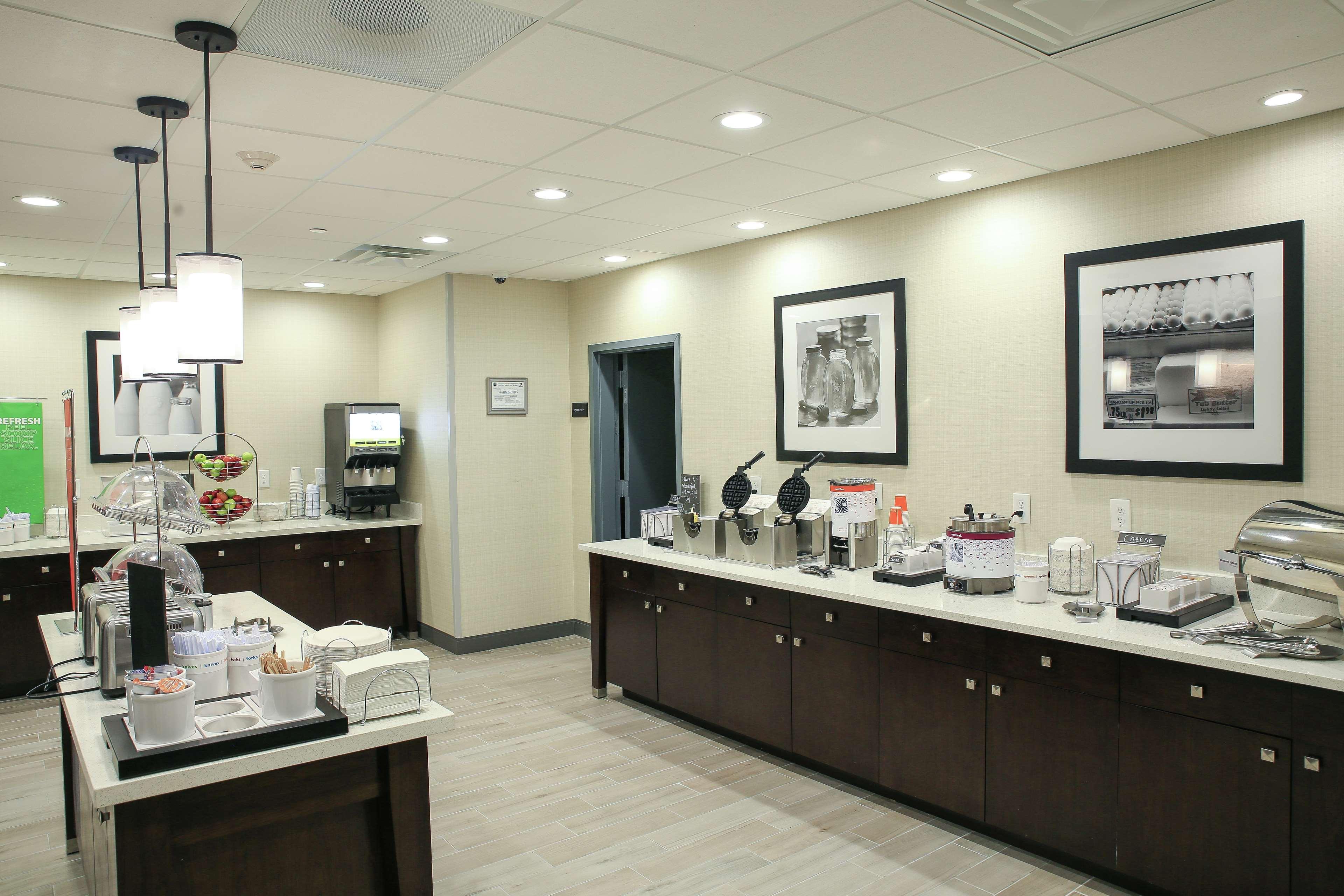 Hampton Inn & Suites Mount Laurel/Moorestown Zewnętrze zdjęcie