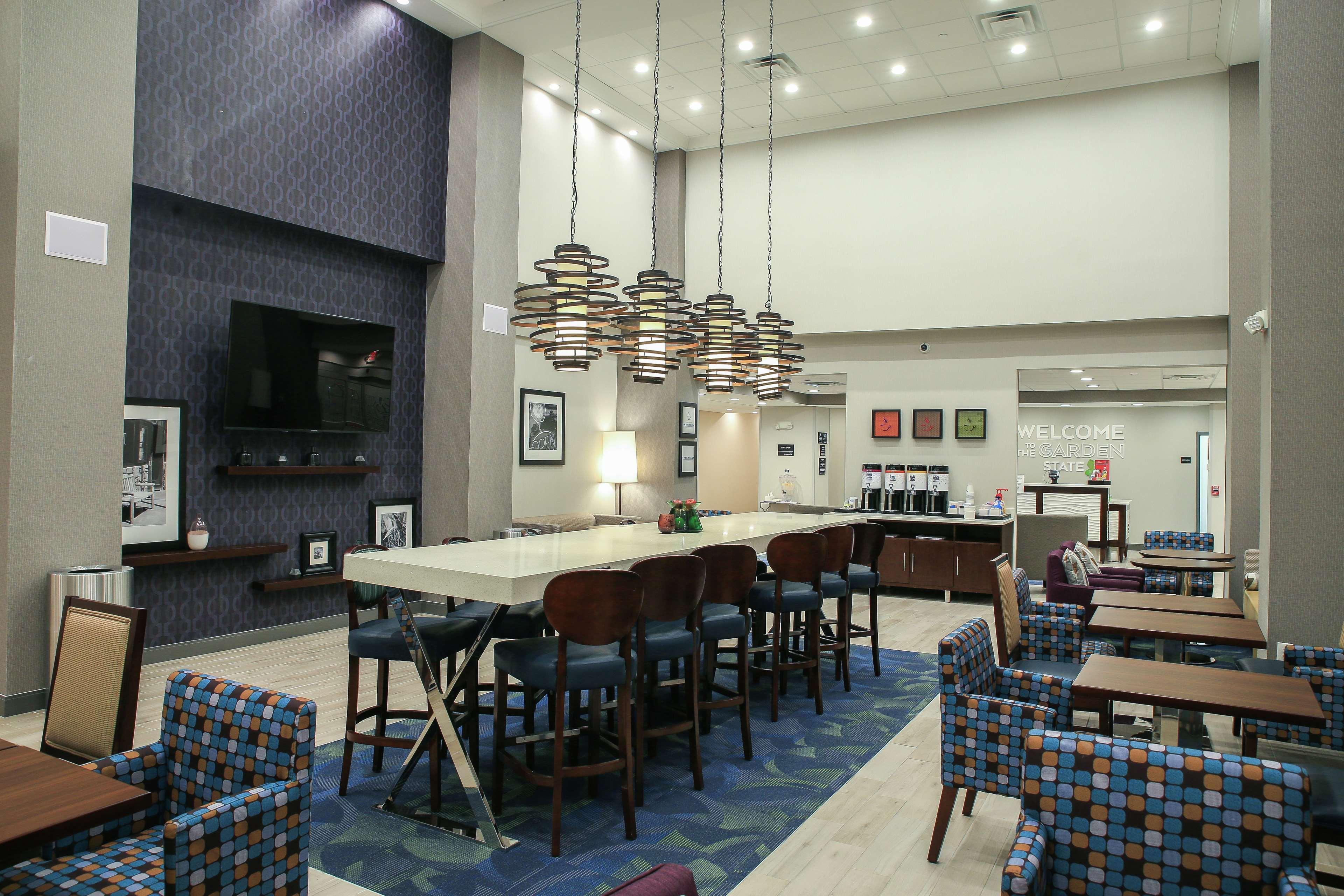 Hampton Inn & Suites Mount Laurel/Moorestown Zewnętrze zdjęcie