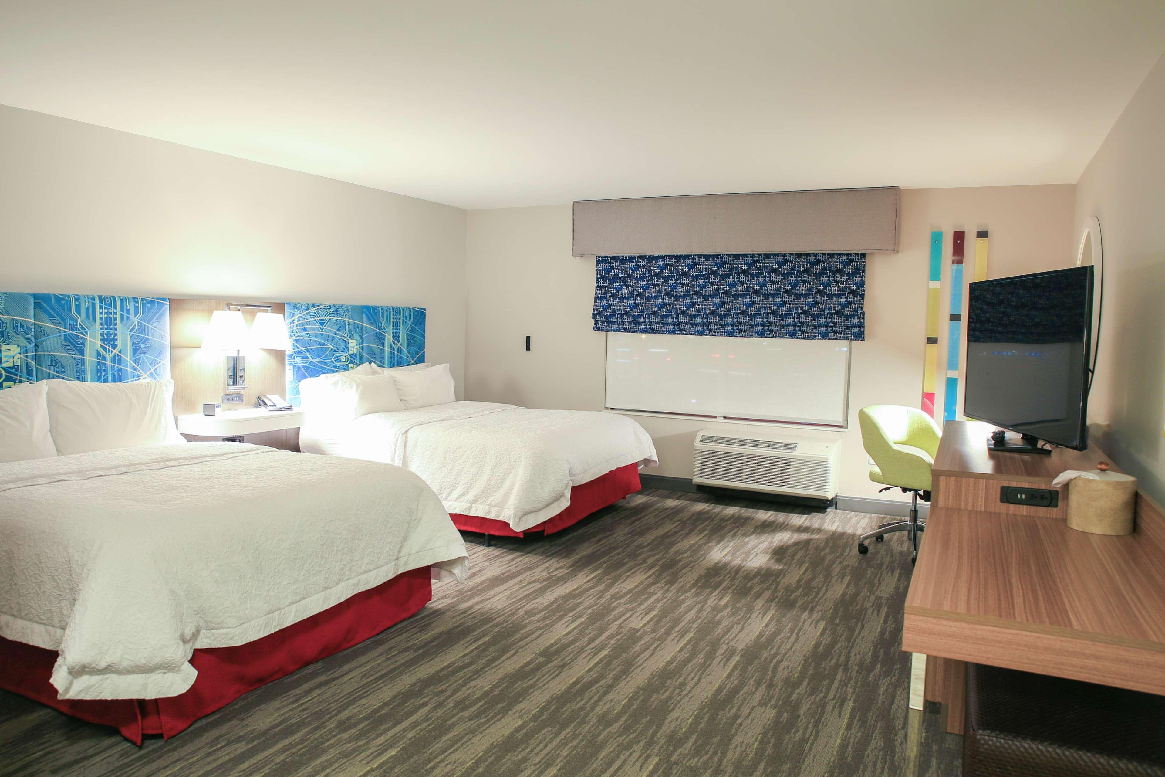 Hampton Inn & Suites Mount Laurel/Moorestown Zewnętrze zdjęcie
